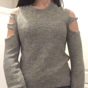 Cute sweater perfect for fall!